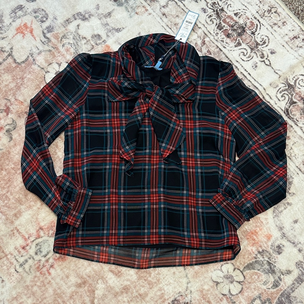 Draper James Red/Black “Georgia” Plaid Blouse with Bow, new with tags! Medium